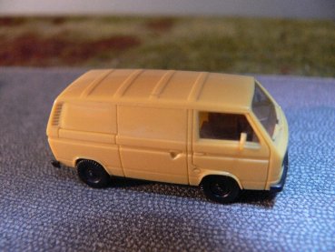 1/87 Herpa VW T3 Kasten hellgelb