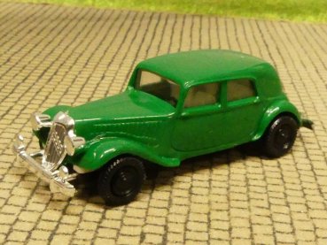 1/87 Brekina Citroen 11 CV grün