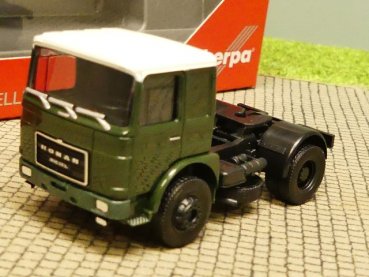 1/87 Herpa Roman Diesel 4x2 ZM dunkelgrün weiß 310550-002