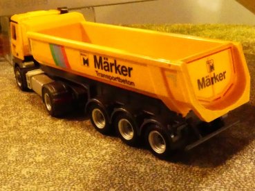 1/87 Herpa MB Arocs Rundmulden SZ Märker 935395