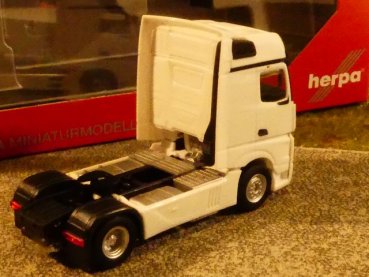 1/87 Herpa MB Actros Bigspace 2-Achs ZM weiß 309189