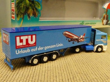 1/87  Albedo Volvo F12 LTU Koffersattelzug