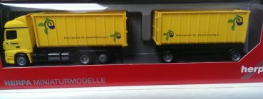 1/87 Herpa MB Actros Streamspace Hofmann denkt Abrollmulden-HZ 304580