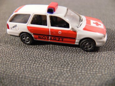 1/87 Rietze Ford Mondeo Kombi Notarzt 50588