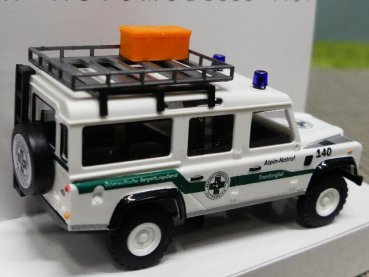 1/87 Busch Land Rover Defender Nr.12 Alpin-Notruf Triestingtal 50391