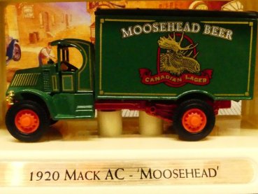 Matchbox Yesteryear Mack AC 1920 Moosehead YGB09