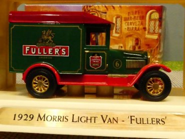 Matchbox Yesteryear Morris Light Van 1929 Fullers YGB04