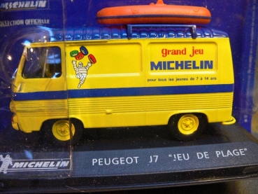 1/43 Peugeot J7 Michelin + Boot Jeu de Plage