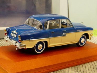 1/43 Atlas DDR Auto Kollektion Sachsenring P 240 Limo blau beige 7130108