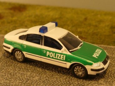 1/87 AWM VW Passat Polizei 0851-01