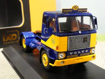 1/43 IXO Volvo F88 Zugmaschine ASG IXOTR034