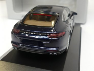 1/43 Herpa Porsche Panamera 4S diesel dunkelblau metallic WAP0207230G