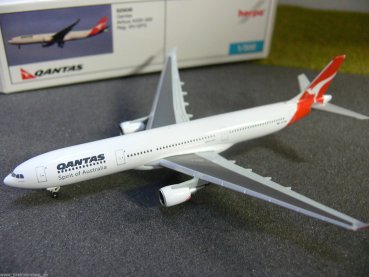 1/500 Herpa Qantas Airbus A330-300 523530