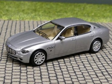 1/87 Ricko Maserati Quattroporte silber 38406