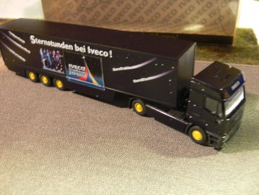 1/87 Wiking Iveco Sternstunden bei IVECO  Koffer Sattelzug