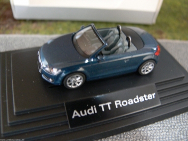 1/87 Wiking Audi TT Roadster Cabriolet petrolblau 379987