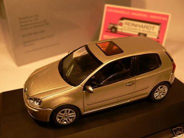 1/43 Schuco VW Golf 5 champagner 3-türig