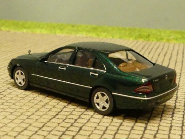 1/87 Wiking MB S 500 dunkelgrünmetallic 159 39