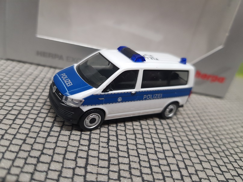 Modellspielwaren Reinhardt - 1/87 Herpa VW T6 Bundespolizei ...