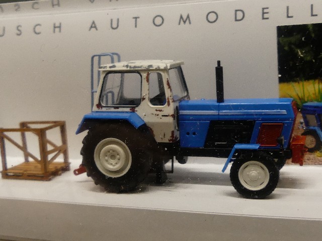 Busch Traktor Fortschritt ZT300 Erstes Serienfahrzeug (42852) ab 16,98 €