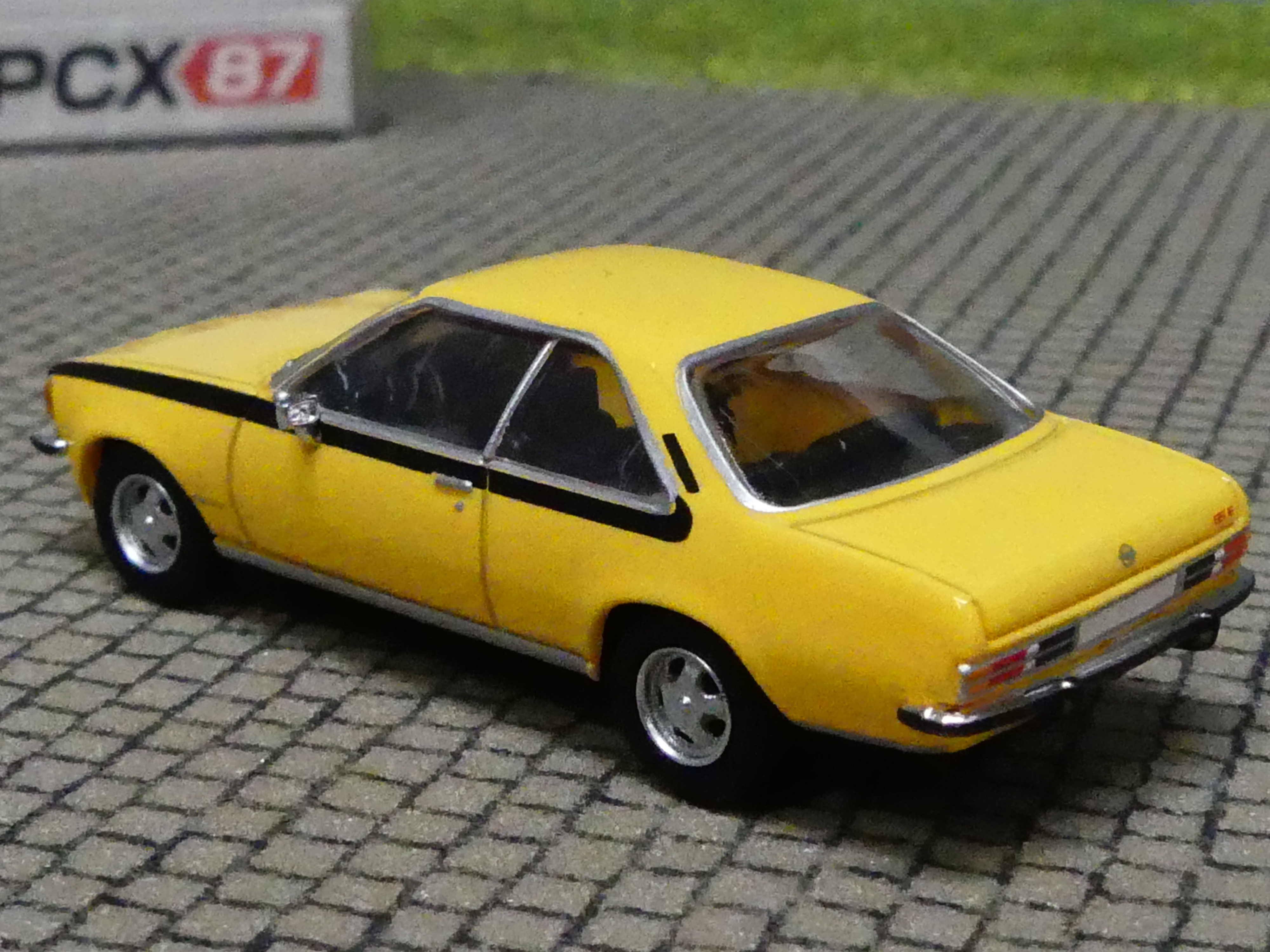 Modellspielwaren Reinhardt 1 87 Pcx Opel Commodore B Coupe Gelb