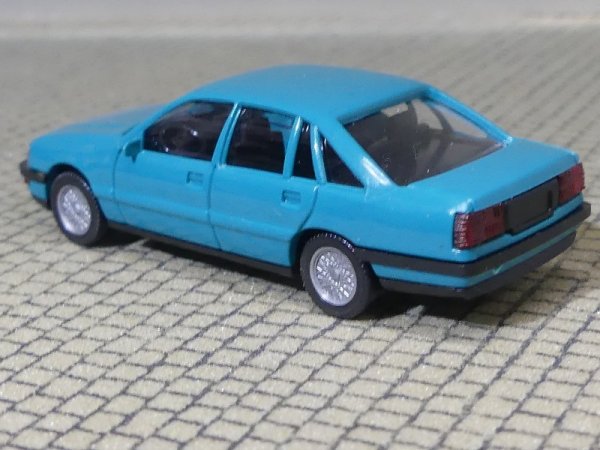 1/87 Wiking Opel Senator B  türkis ab 1987 082 01 B