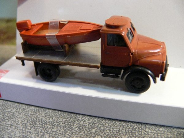 1/87 Busch Hanomag AL 28 mit Pritsche und Boot 50813