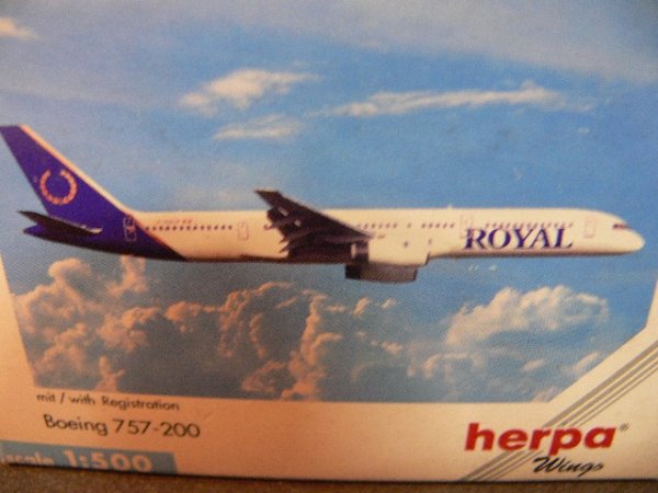 1/500 Herpa Airlines Boeing 757-200 Royal 503792