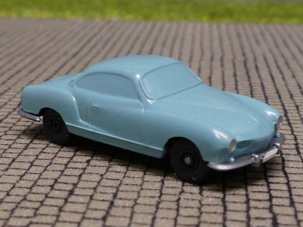 1/87 Wiking VW Karmann Ghia Unverglast blaugrün