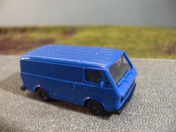 1/87 Herpa VW LT Kasten blau