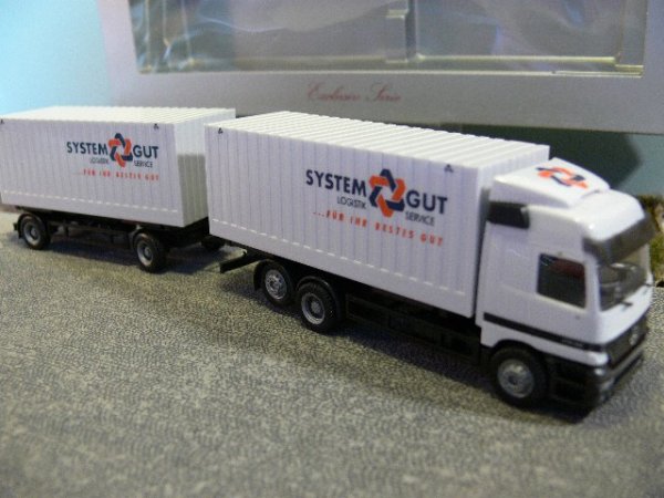 1/87 Herpa MB Actros Systemgut Cargobox Hängerzug 227650