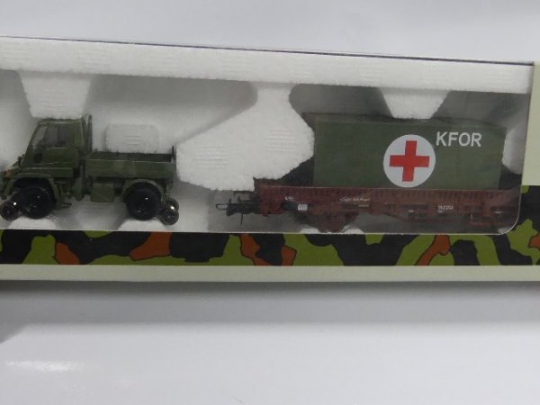 1/87 Roco Minitanks Rungenwagen Kbs 442 BW Container KFOR + 2 Wege Unimog #877