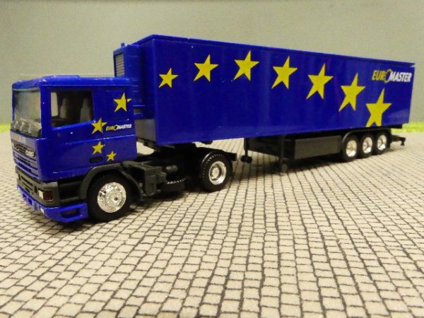 1/87 Herpa DAF 95 EURO MASTER Kühlkoffer Sattelzug