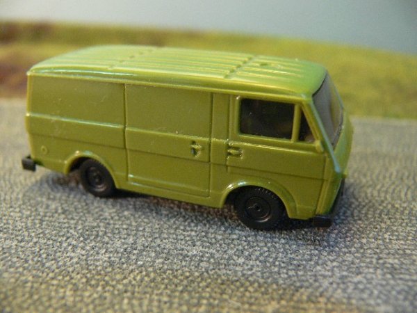 1/87 Herpa  VW LT 28 olivgrün Kasten