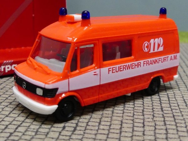 1/87 Herpa MB 207 Feuerwehr Frankfurt 4115