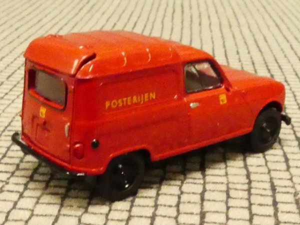 1/87 Brekina Renault R4 Fougonnette Posterijen NL 14717