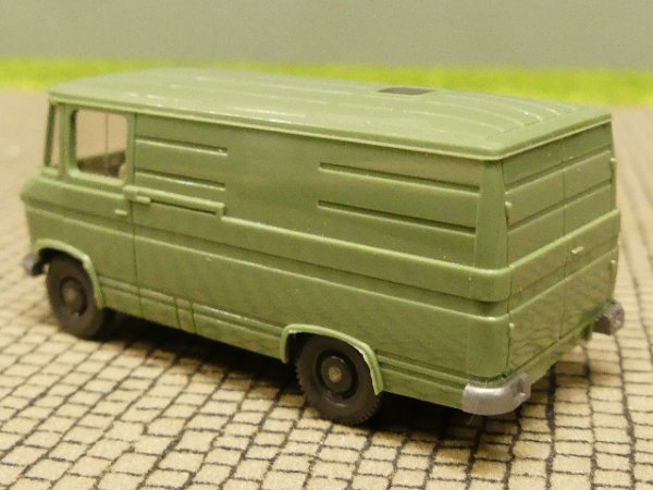 1/87 Wiking MB L 406 Kasten grün 270 2A