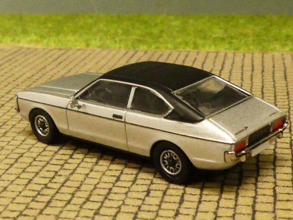 1/87 PCX Ford Granada MK I Coupe silber/mattschwarz 870339