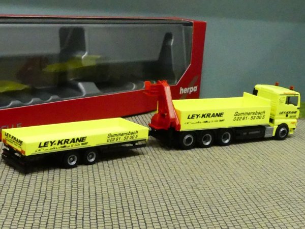 1/87 Herpa MAN TGX XL Ley Krane Tieflade HZ mit Ladekran 310741