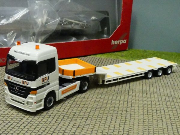 1/87 Herpa MB Actros LH 08 BFU Tieflade Sattelzug 158091