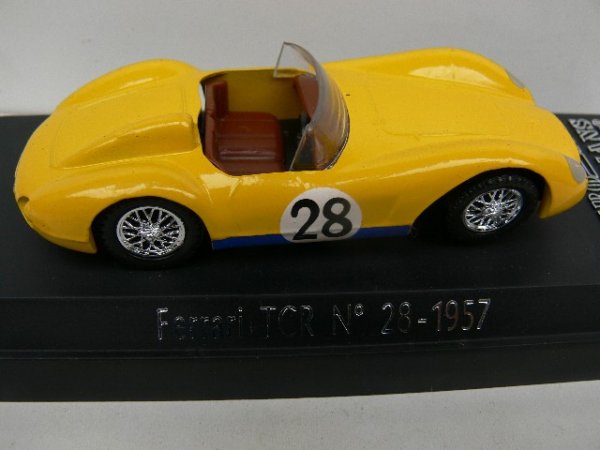 1/43 Solido Ferrari TCR N. 28 1957 gelb