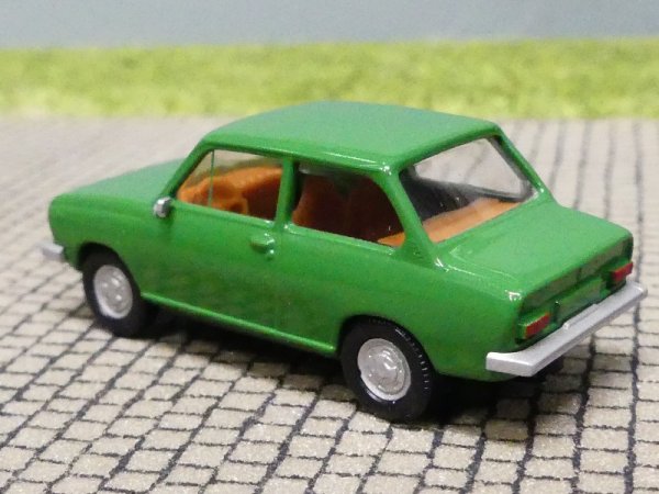 1/87 Brekina DAF 66 Limousine smaragdgrün 92866