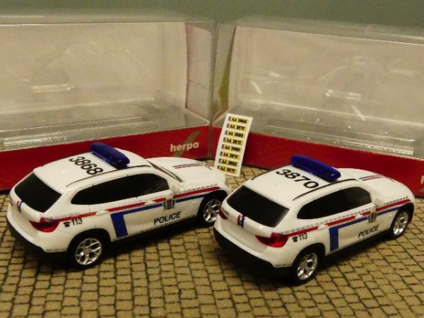 1/87 Herpa BMW X1 2er Set Police Luxemburg  Dachkennung 3868 + 3870