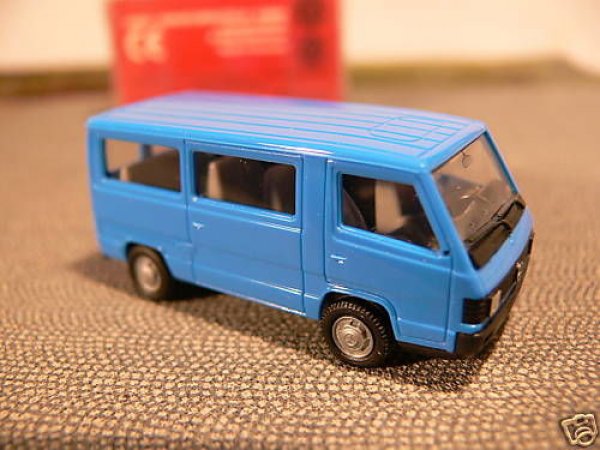 1/87 Herpa MB 100 Bus blau 4092