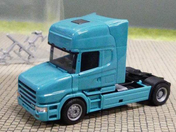 1/87 Herpa Scania Hauber Zugmaschine 2achs türkis