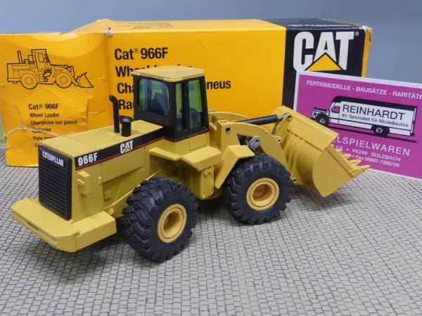 1/50 NZG Caterpillar Cat 966F Radlader 237