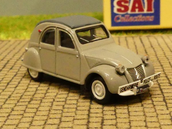 1/87 SAI Citroen 2 CV AZLP 1958 Gendarmerie, Rolldach geschlossen grau 6020