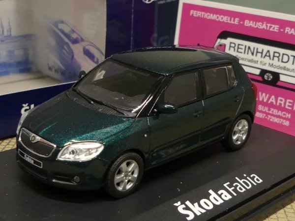 1/43 Abrex Skoda Fabia dunkelgrünmetallic A24