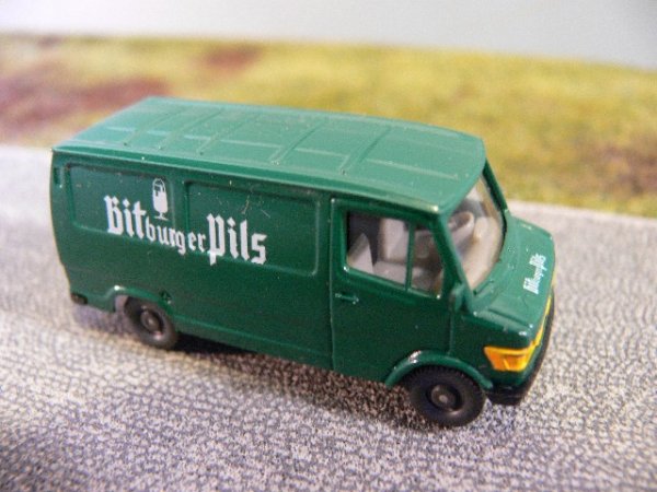 1/87 MB 207 Bitburger Pils Kasten FD