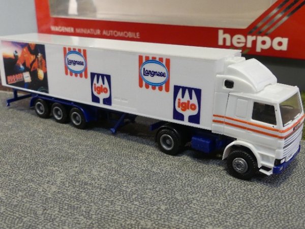 1/87 Herpa Scania 142 Langnese Iglo Koffer SZ 843014